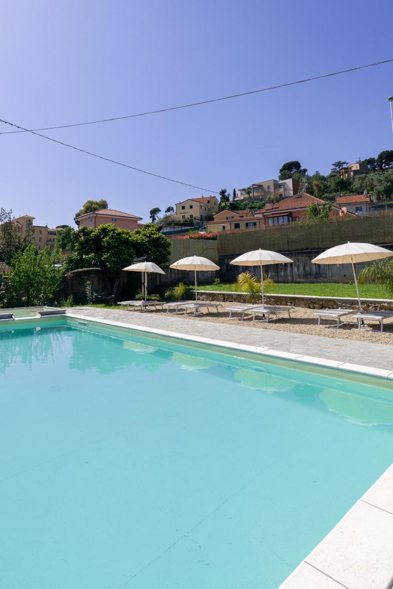Il Gattino Di Porto - Apt 5 - Bilocale Terrazzo Piscina Imperia Ngoại thất bức ảnh